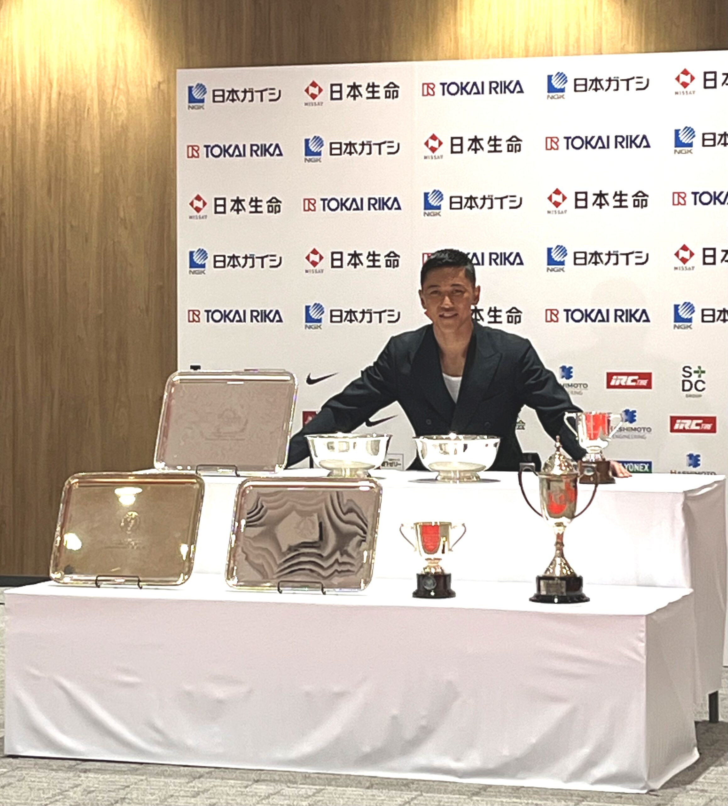   「生涯ゴールデンスラム」達成の小田凱人が凱旋帰国